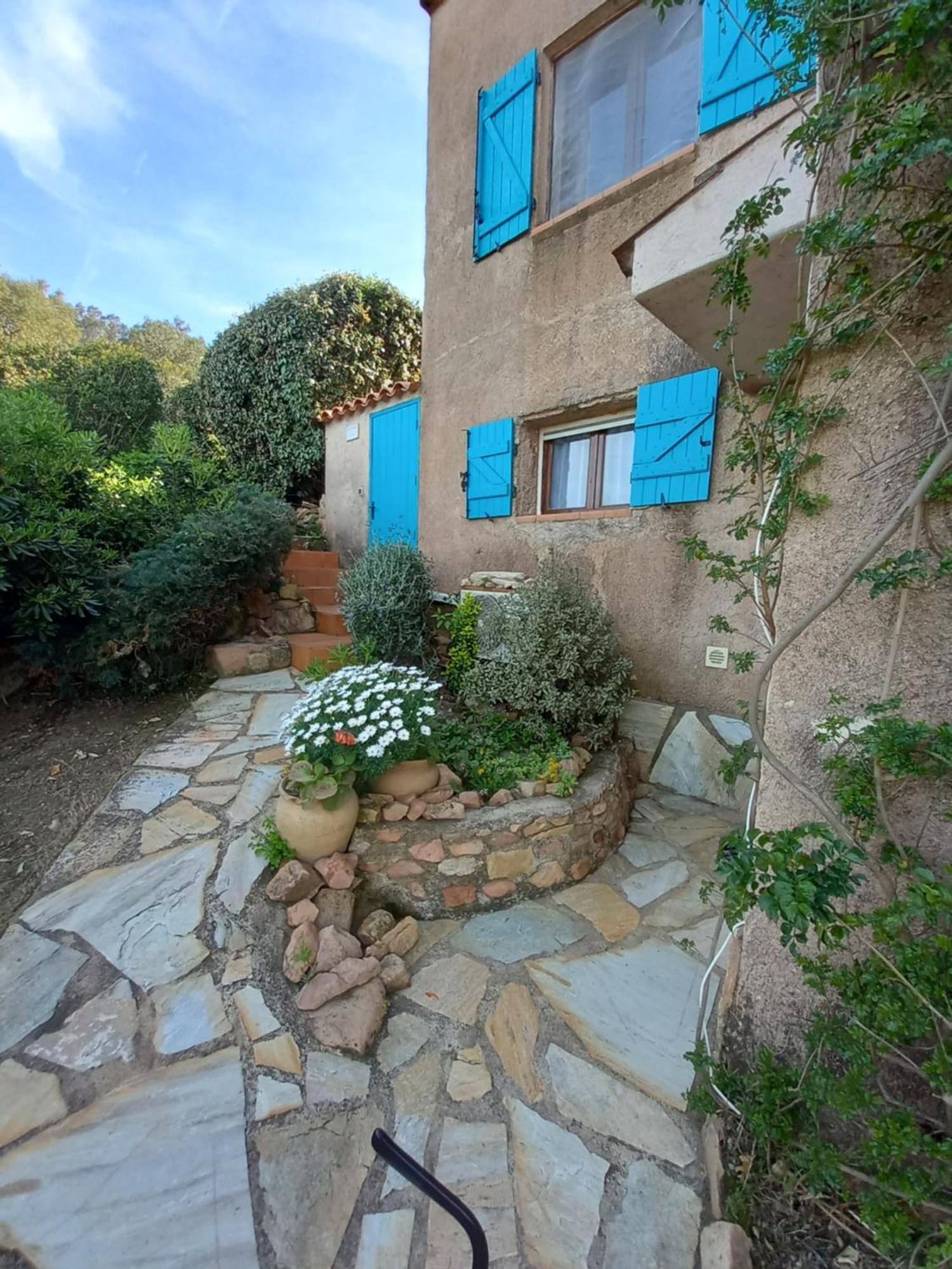 Appartement Climatise 35 M2 Pour 1 Couple - Piscine Partagee - Porto Vecchio Esterno foto